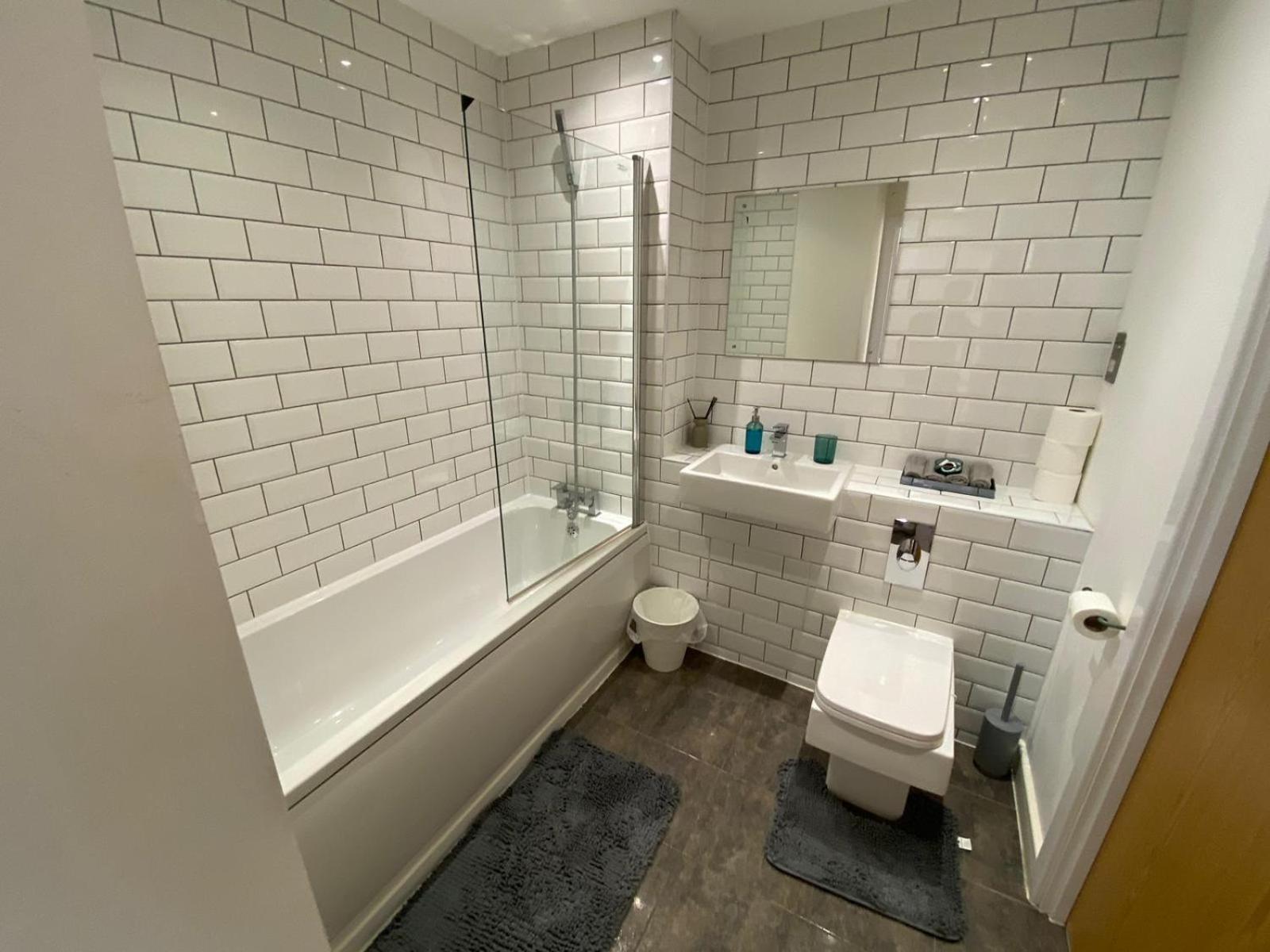 Deluxe Central Apartment - Fast Wifi- Utilitia Arena - Icc - Sea Life Centre Μπέρμιγχαμ Εξωτερικό φωτογραφία